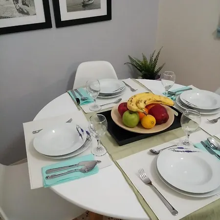 Mets 3 Mins Away From Panathenaic Apartment Exterior photo