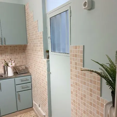 Mets 3 Mins Away From Panathenaic Apartment Exterior photo